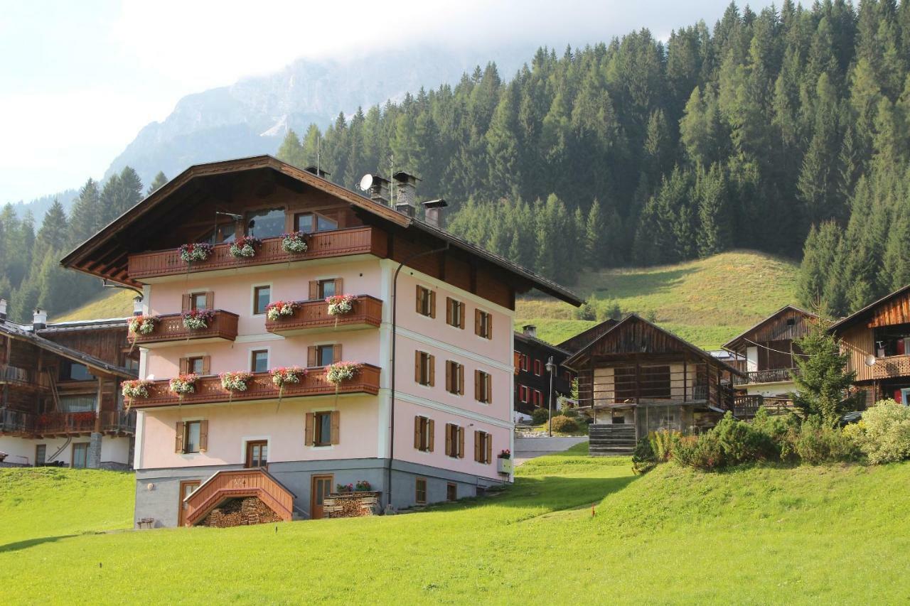 Kratter Alpenplick Apartment Sappada Bagian luar foto